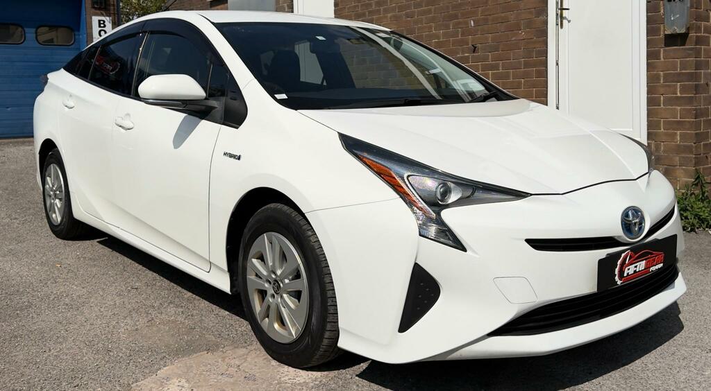 Toyota Prius 1.8 Vvt-h T4 Hatchback Hybrid Cvt Euro White #4