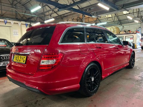Mercedes-Benz C Class C220 Cdi Blueefficiency VX13ZYG Red #6
