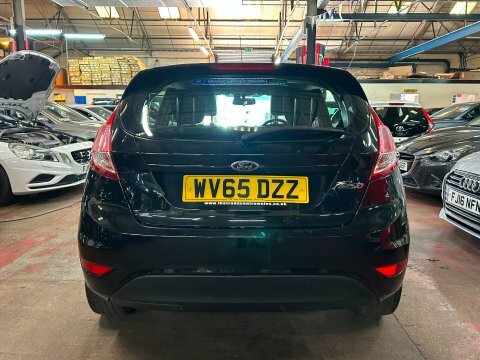 Ford Fiesta Zetec Black #5
