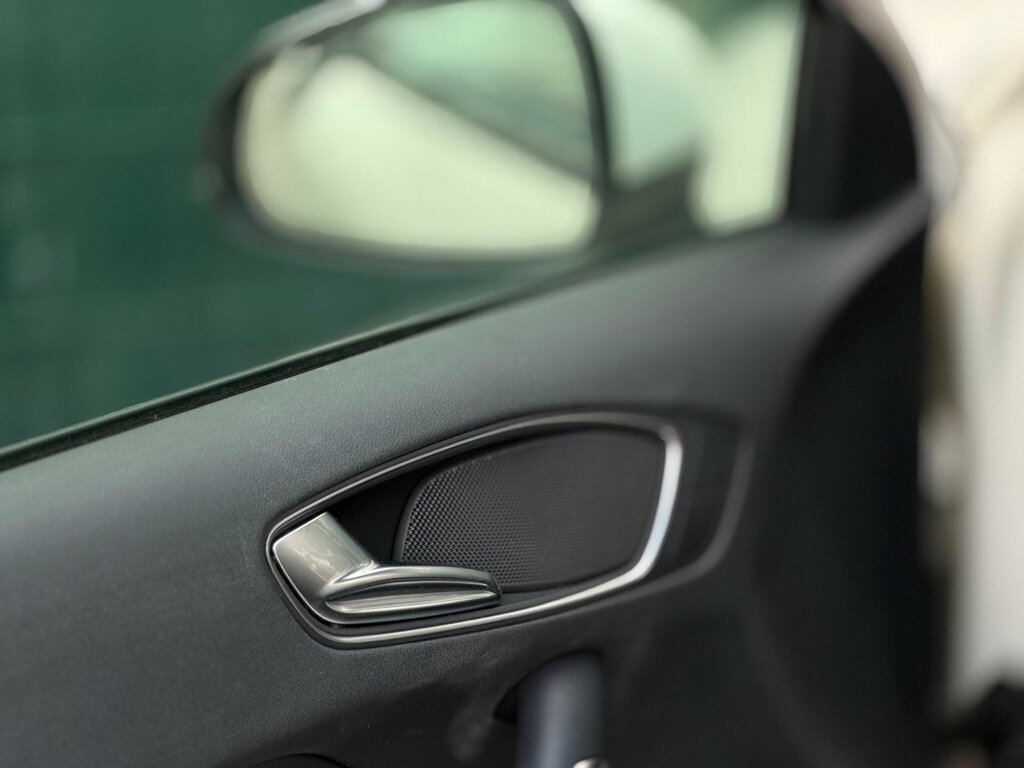 Audi A1 Hatchback Tdi Se 2012 Black #36