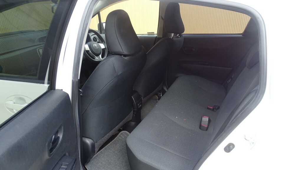 Toyota Yaris 1.3 Vvt-i Sr Grey #27
