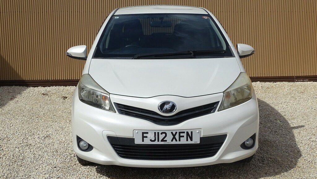 Toyota Yaris 1.3 Dual Vvt-i Icon White #6
