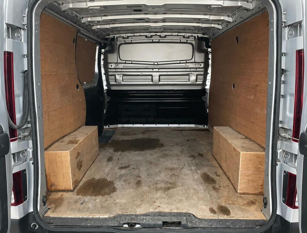 Renault Trafic White #8