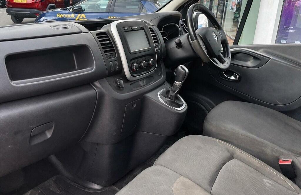 Renault Trafic 2.0 Dci Energy 28 Sport Edc Swb Standard Roof Euro Silver #2
