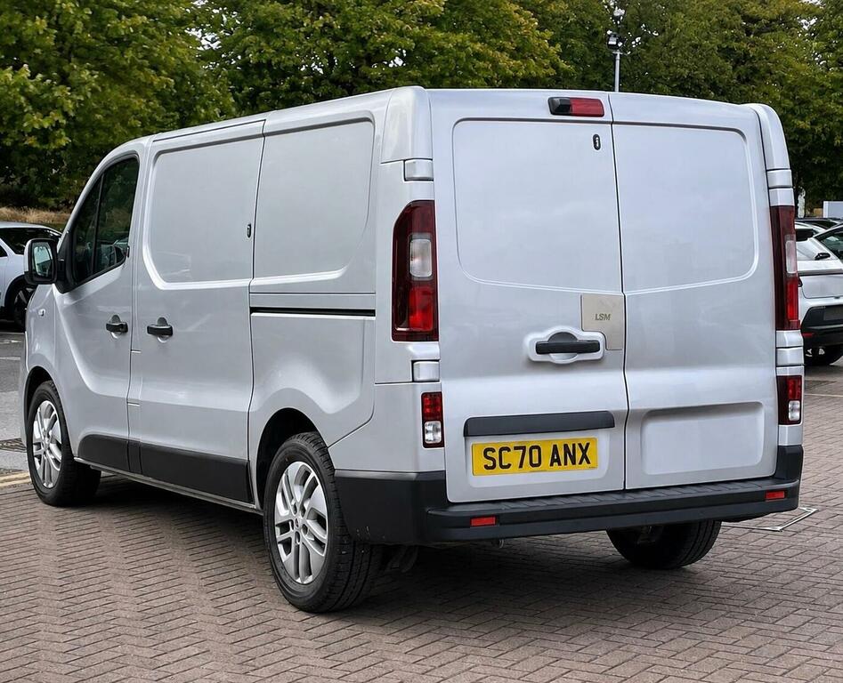 Renault Trafic 2.0 Dci Energy 28 Sport Edc Swb Standard Roof Euro Silver #5