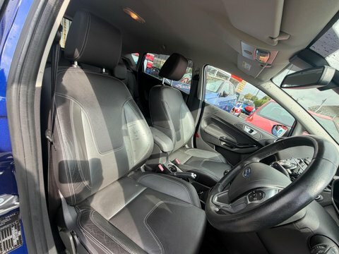 Ford Fiesta 1.6 T Ecoboost St-3 2015 White #11