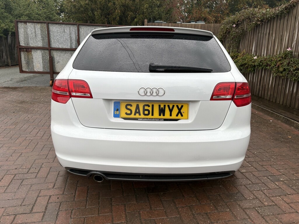 Audi A3 2.0 Tdi Black Edition 201161 SA61WYX White #5