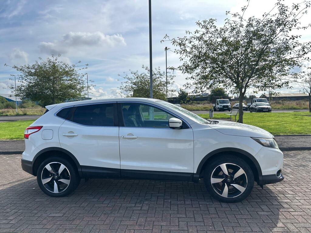 Nissan Qashqai 1.5 Dci N-connecta 2Wd Euro 6 S S White