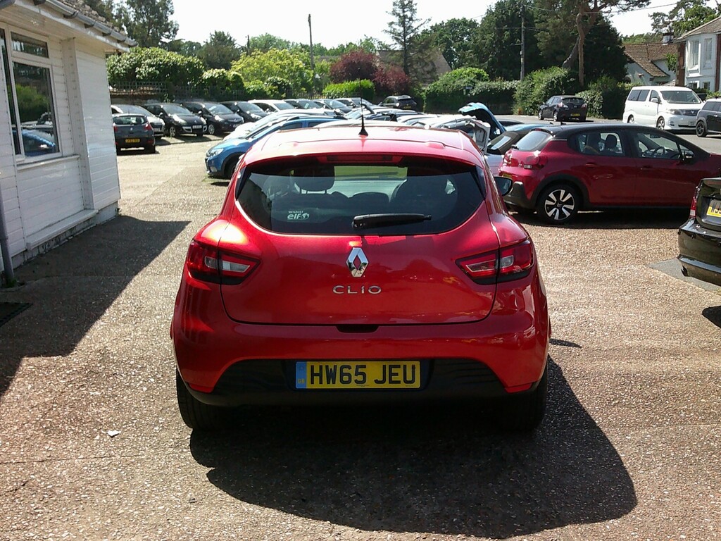 Renault Clio Hatchback 1.2 Play 1.2 16V 75 2015 HW65JEU Red #3