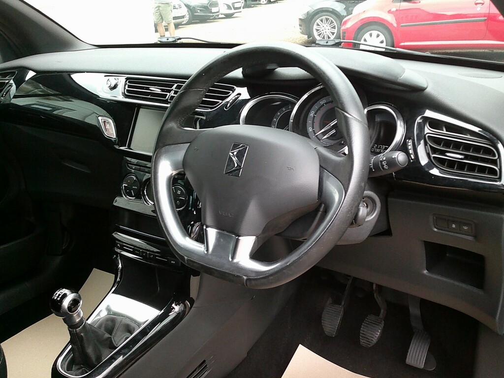 DS DS 3 Puretech Tyle Nav Ss Red #7