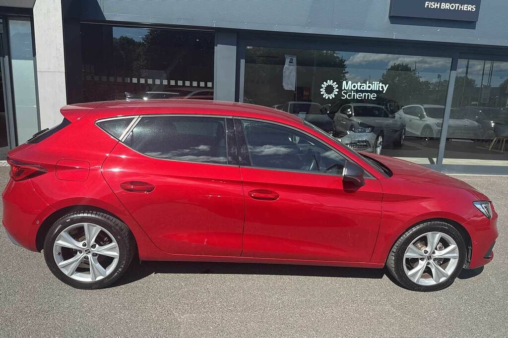 Seat Leon 1.5 Tsi Evo 150 Fr WU71EGE Red #4