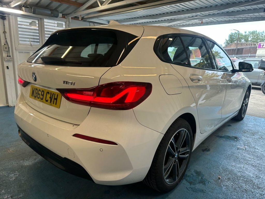 BMW 1 Series 1.5L Sport White #5
