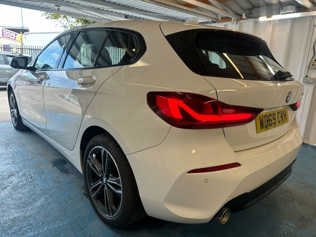 BMW 1 Series 1.5L Sport White #4