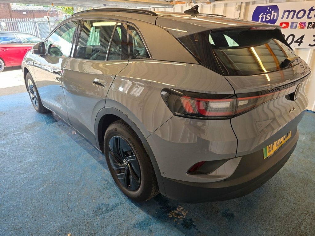 Volkswagen ID.4 Suv Grey #4