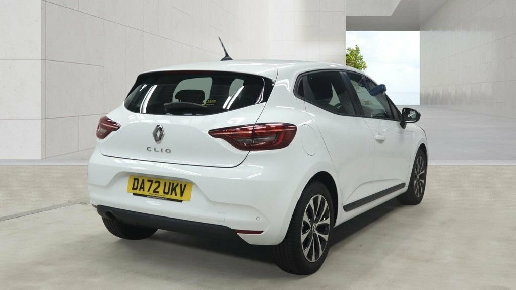 Renault Clio 1L Evolution White #5