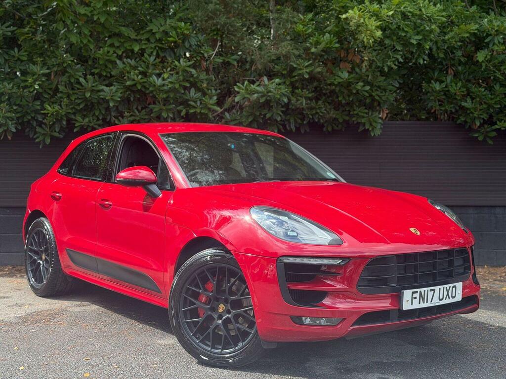 Porsche Macan Suv White #17