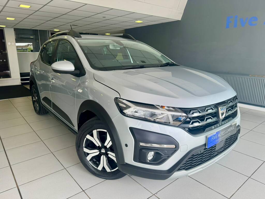 Dacia Sandero Stepway Hatchback Grey