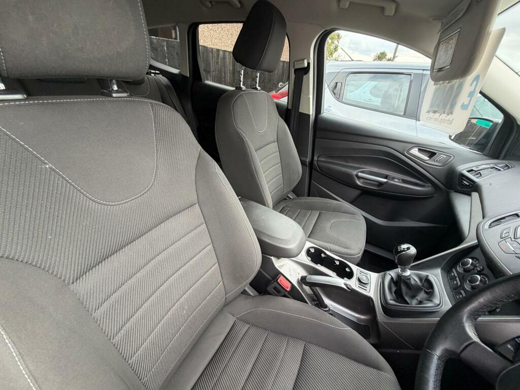 Ford Kuga 2.0 Tdci Zetec 2Wd Euro 6 Ss Grey #3