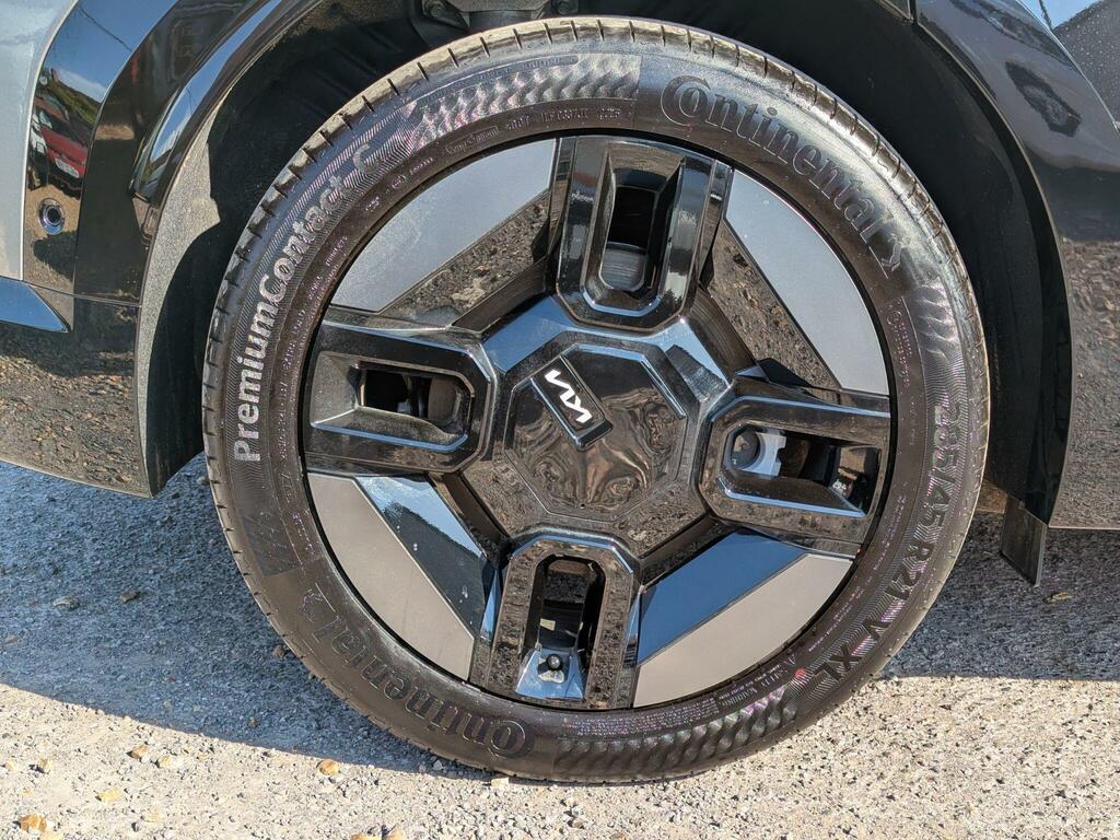 Kia EV9 Gt-line S White #11