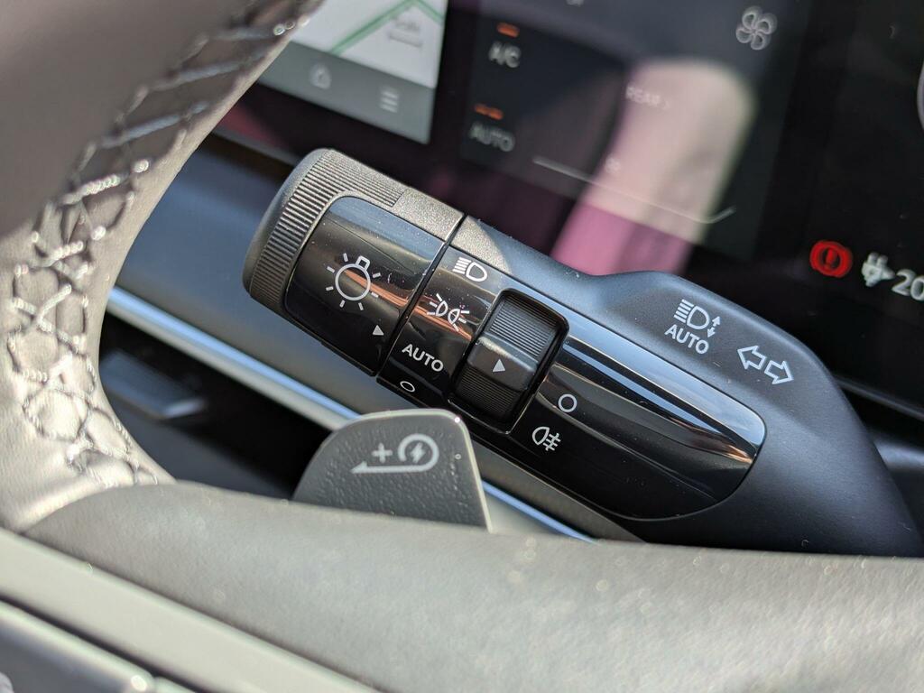 Kia EV9 Gt-line S White #29
