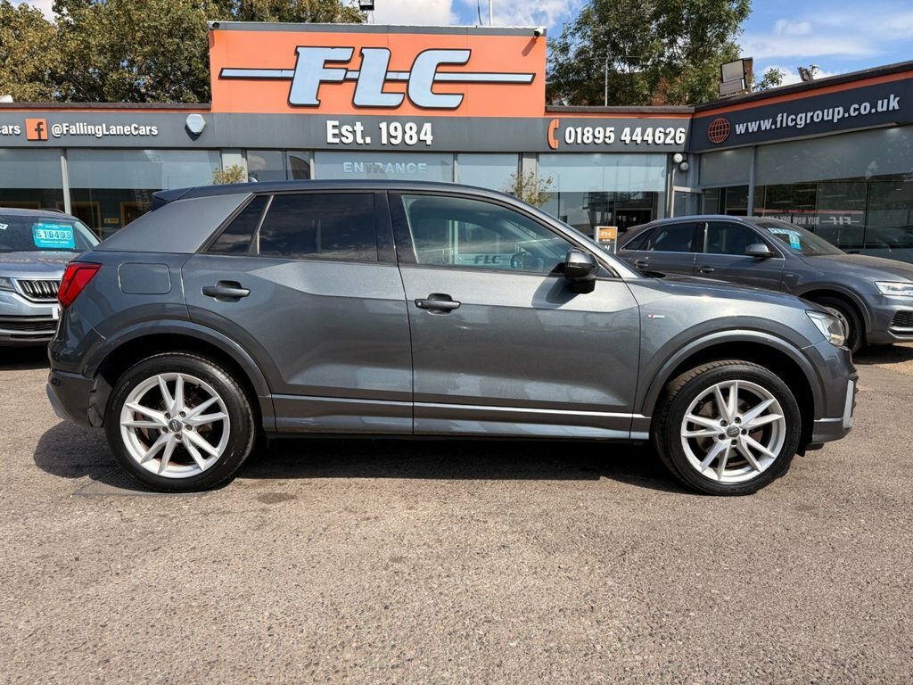 Audi Q2 1L S Line CP67NHA Grey #5