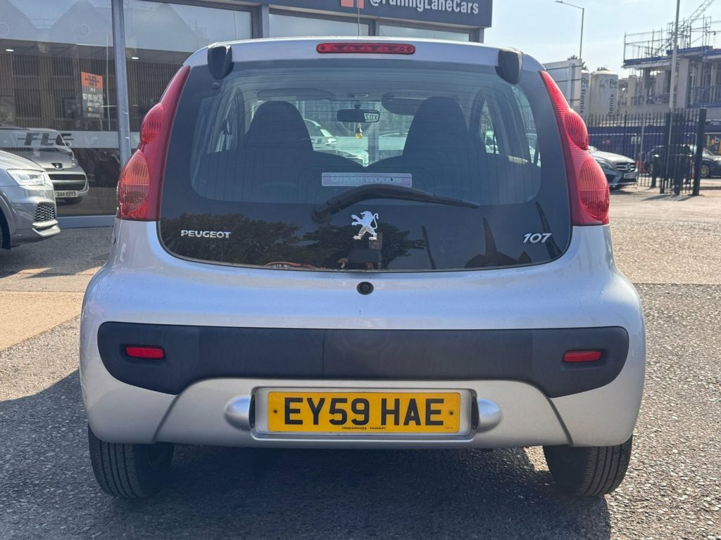 Peugeot 107 1L Urban Silver #4