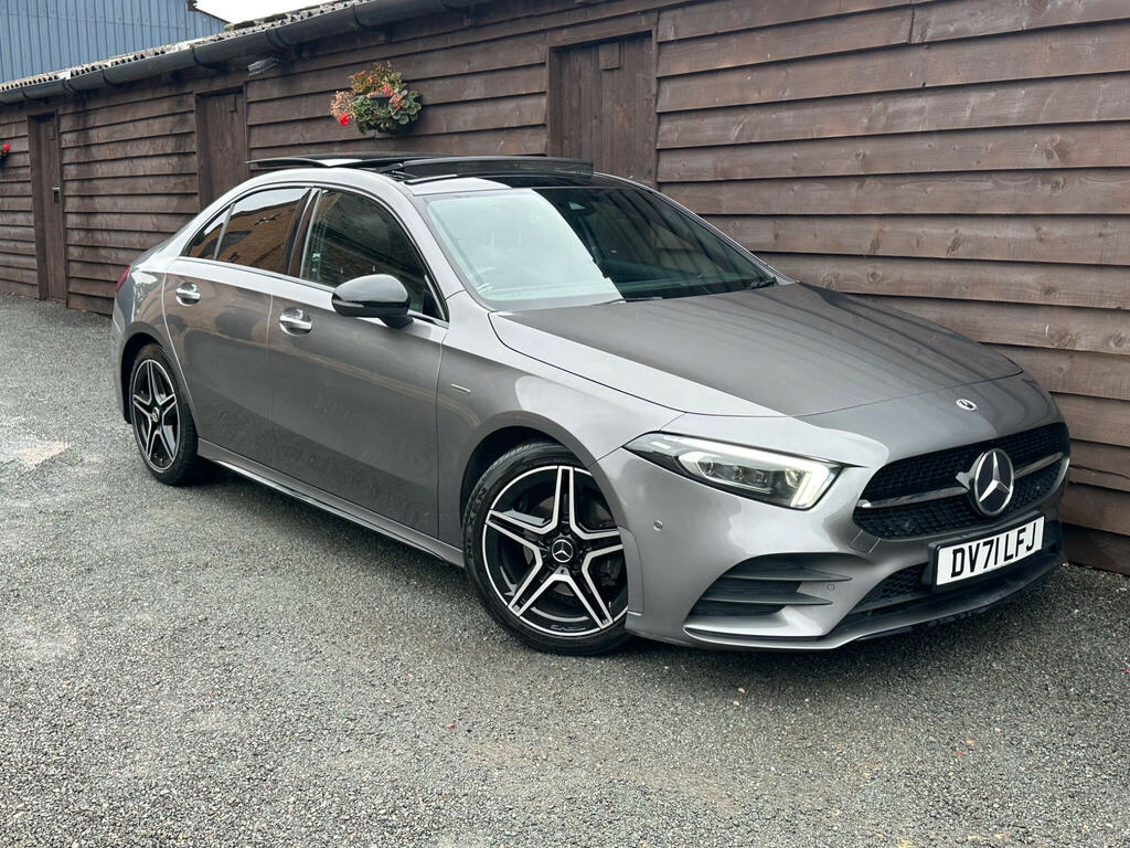 Mercedes-Benz A Class 1.3 A180 Amg Line Edition Premium Plus 7G-dct Eu Grey