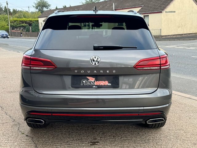 Volkswagen Touareg 3.0 Tdi V6 R-line Tech Suv Tiptronic 4M Grey #4