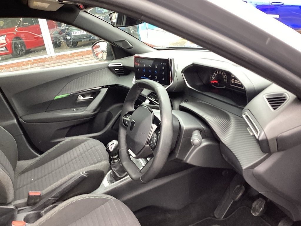 Peugeot 2008 Puretech Active PO73FVT Grey #6