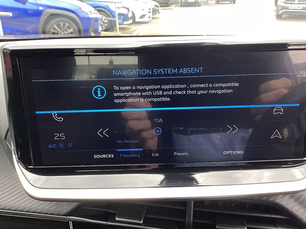 Peugeot 2008 Puretech Active PO73FVT Grey #3