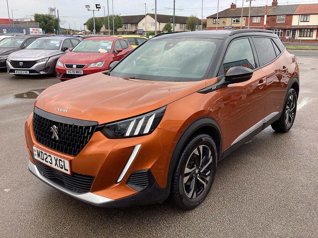 Peugeot 2008 Puretech Gt MD23XGL Orange #5