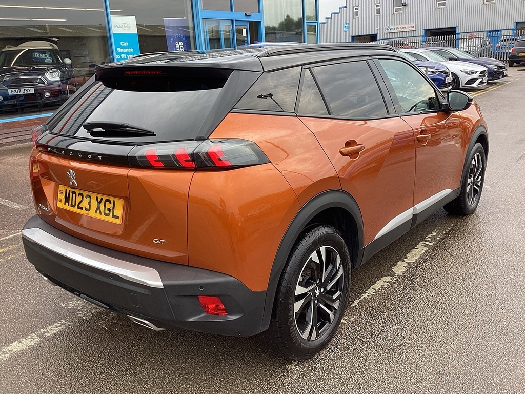 Peugeot 2008 Puretech Gt MD23XGL Orange #4