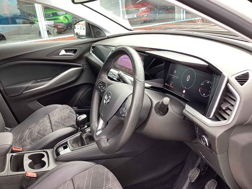 Vauxhall Grandland Turbo Ultimate BN23LYD White #6