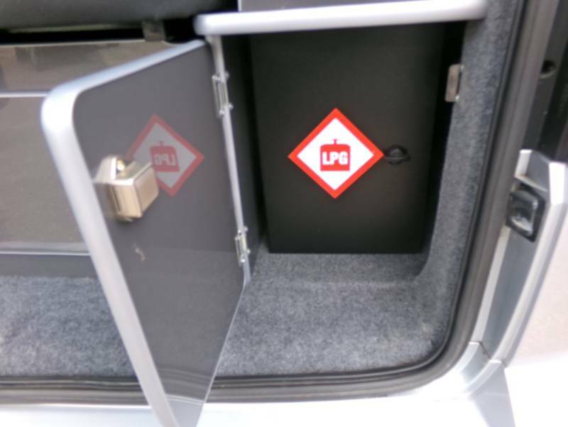 Volkswagen Campervan Panel Van White #23