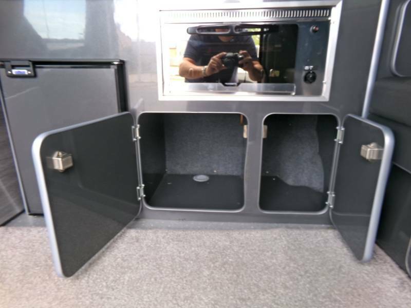 Volkswagen Campervan Panel Van White #18