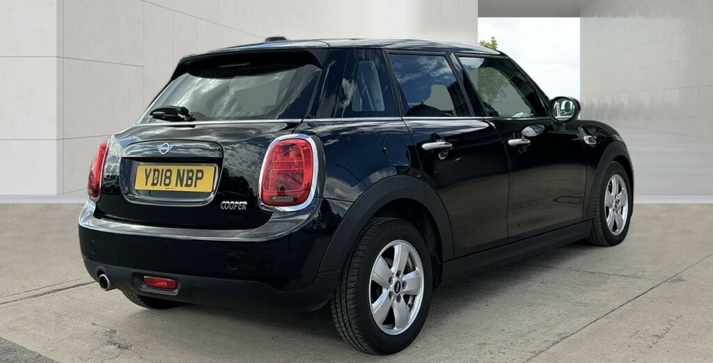 Mini Hatch 1.5 5-Door Hatch Cooper Black #4