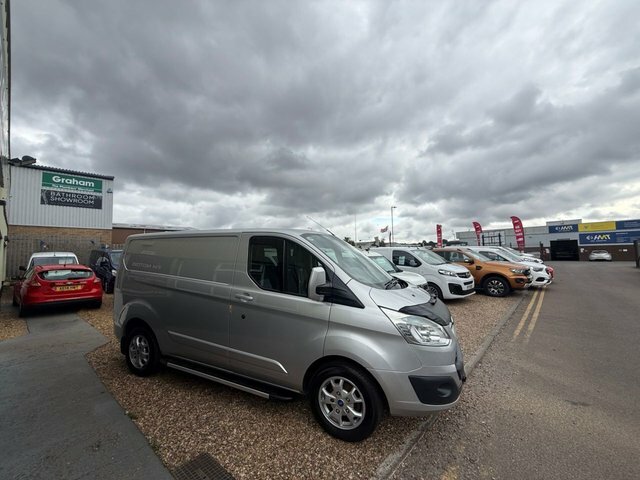 Ford Transit Custom Custom 2.2 Tdci White #1