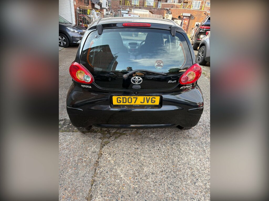Toyota Aygo 1.0 Vvt-i Black Euro 4 Black #5