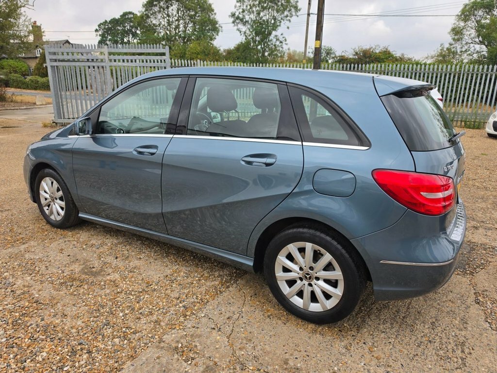 Mercedes-Benz B Class 1.5L Se Blue #4