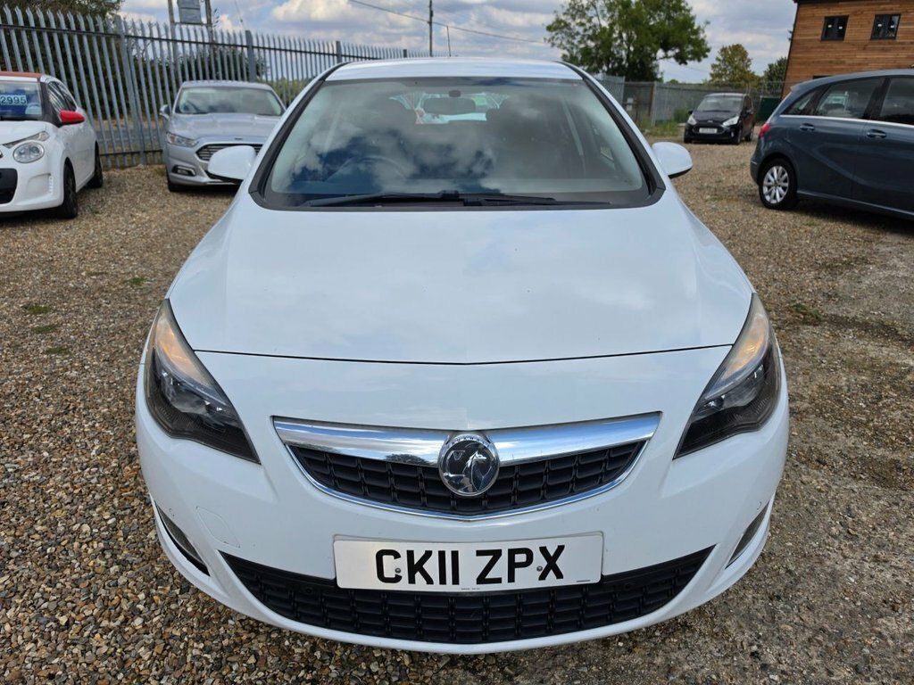 Vauxhall Astra 2L Sri CK11ZPX White #3