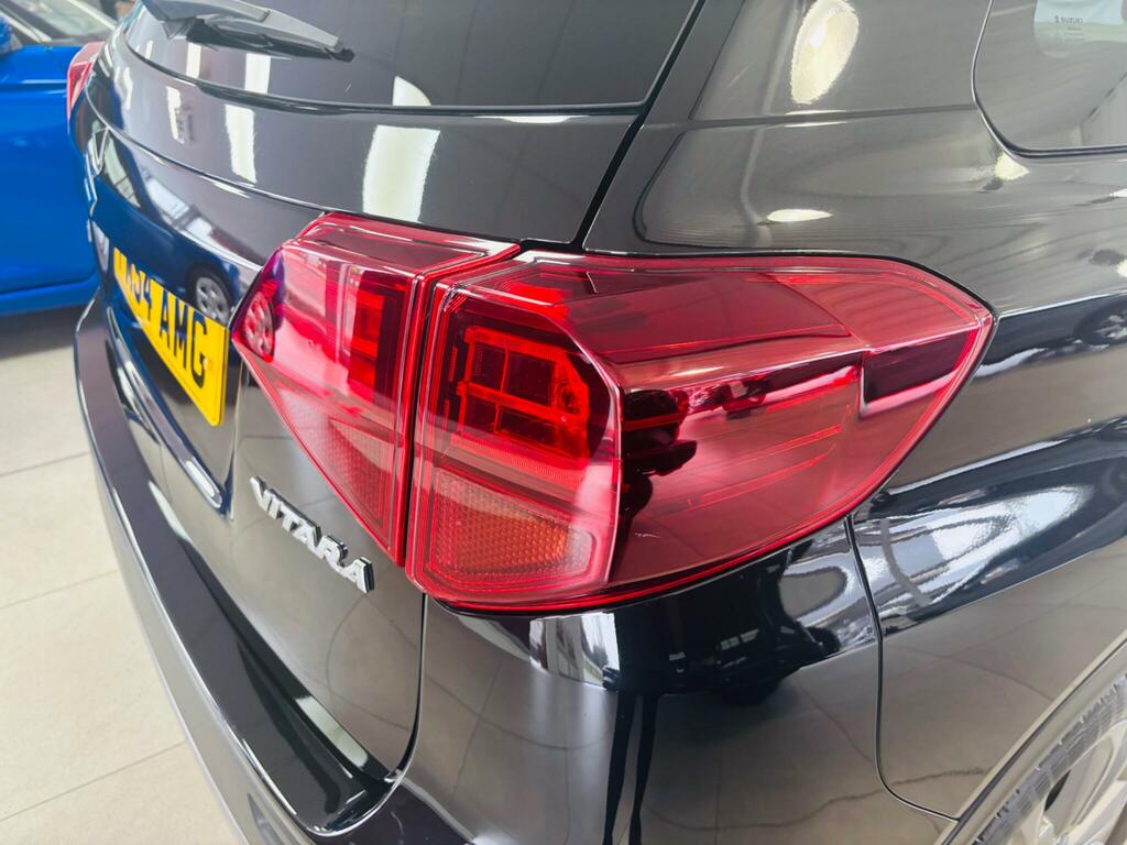 Suzuki Vitara Suv Yellow #20