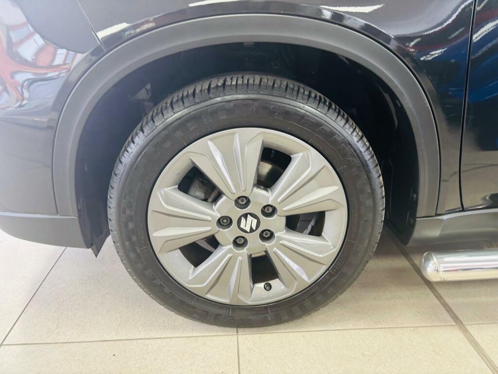 Suzuki Vitara Suv Yellow #14