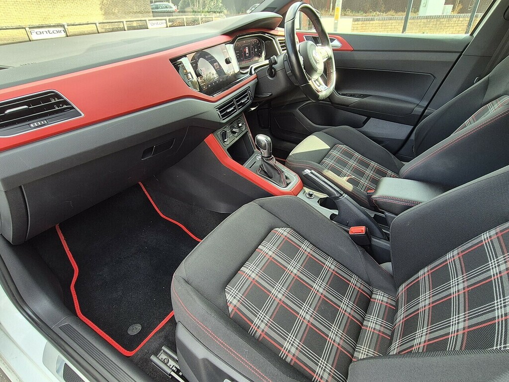 Volkswagen Polo Tsi Gti Hatchback 2.0 White #3