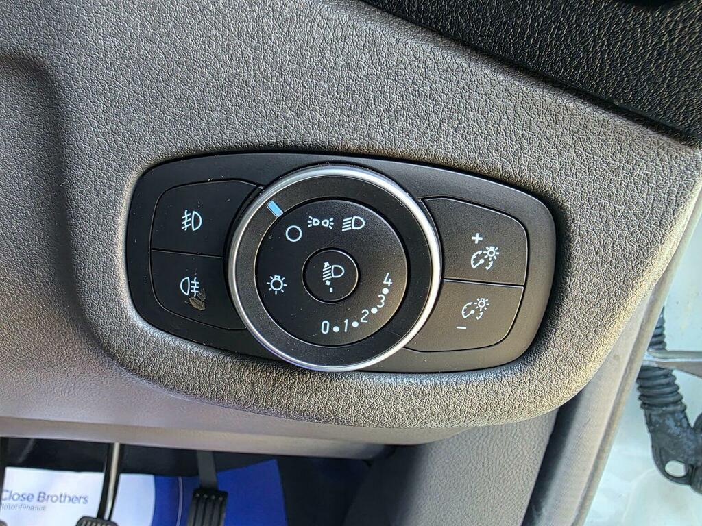 Ford Transit Connect 1.5 200 Ecoblue Limited Grey #18