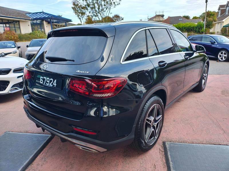 Mercedes-Benz GLC Class 300 Eq Boost 4Matic Amg Line - 2019 67924 Black #4