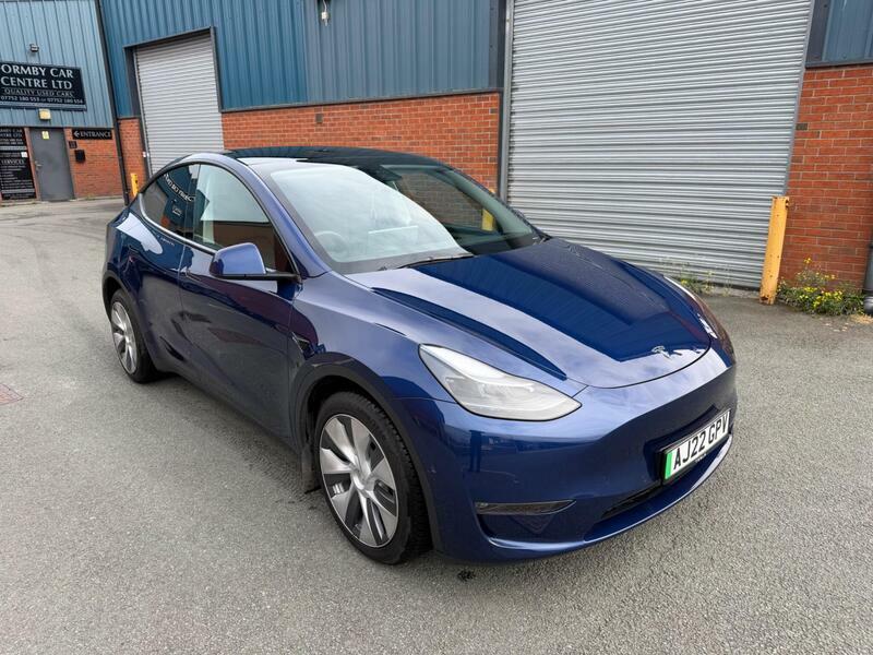 Tesla Model Y Dual-motor-long-range-auto-4wde-5dr Blue