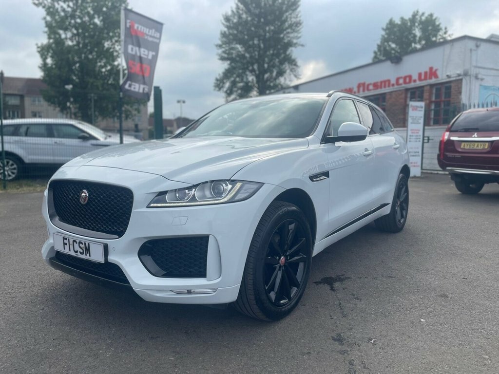 Jaguar F-Pace 2L Chequered Flag BP19JKY White #3
