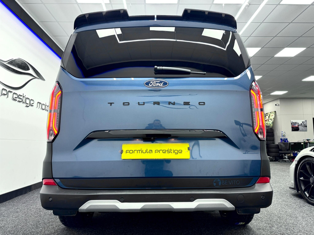 Ford Tourneo Custom Active 8 Black #5