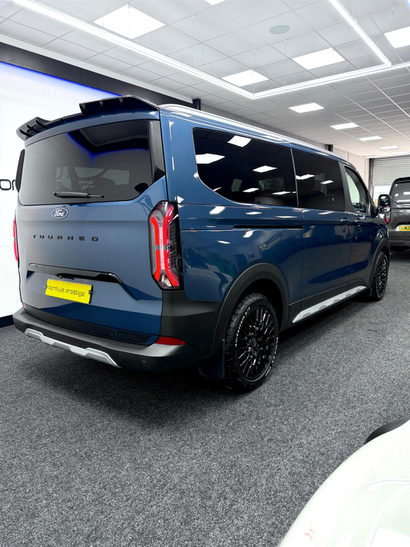 Ford Tourneo Custom Active 8 Black #18