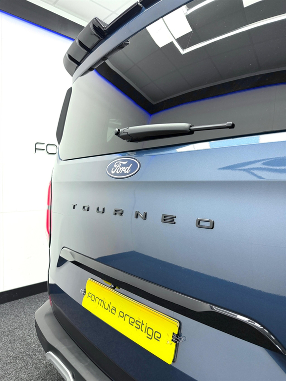 Ford Tourneo Custom Active 8 Black #15